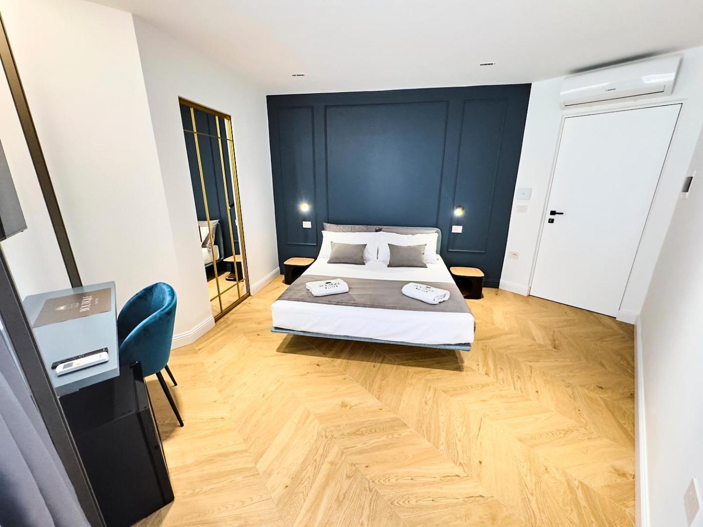 Bed & Breakfast Boutique - Palazzo Rodota 1783 *